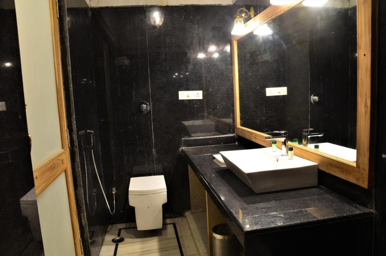 Hotel Dev Villa ジャイサルメール エクステリア 写真